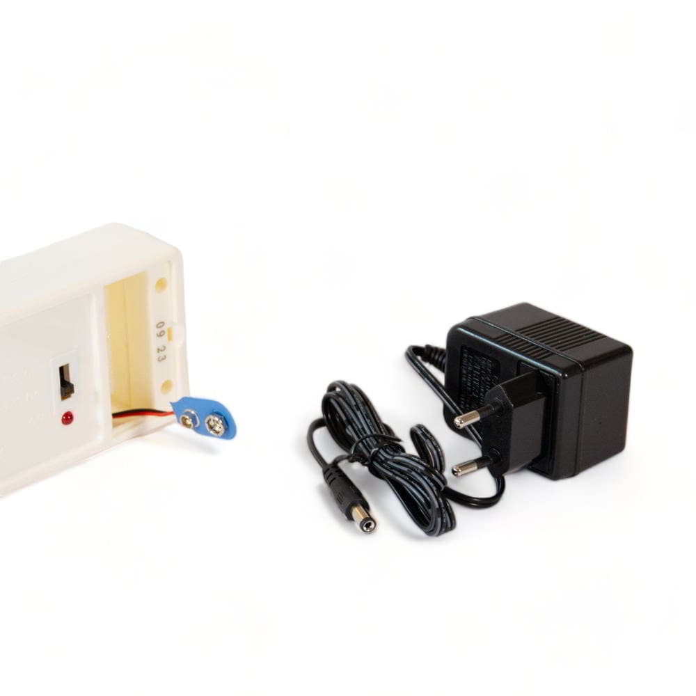 Maison Aurouze Repousseur à ultrasons pile et secteur chargeur pile