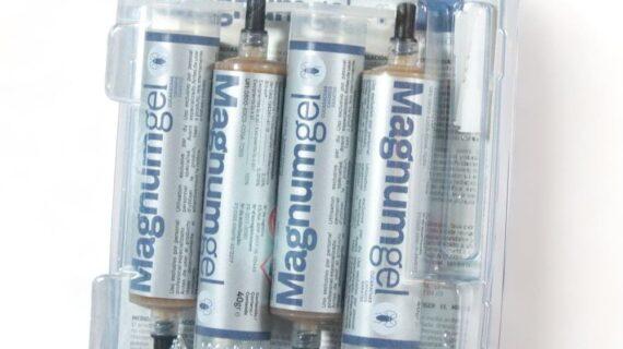 Gel insecticide anti cafards Magnum de dos