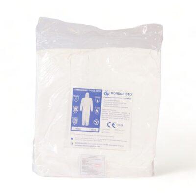Combinaison de protection intégrale jetable de face
