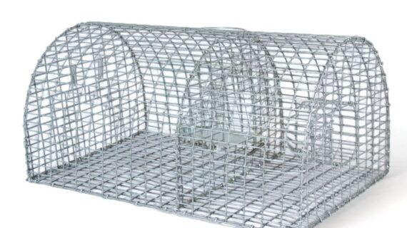 Maison Aurouze nasse a rats multiprises derrière